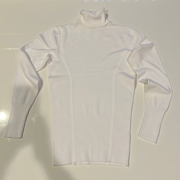 Reitmans Turtleneck white sweater - Picture 1 of 5